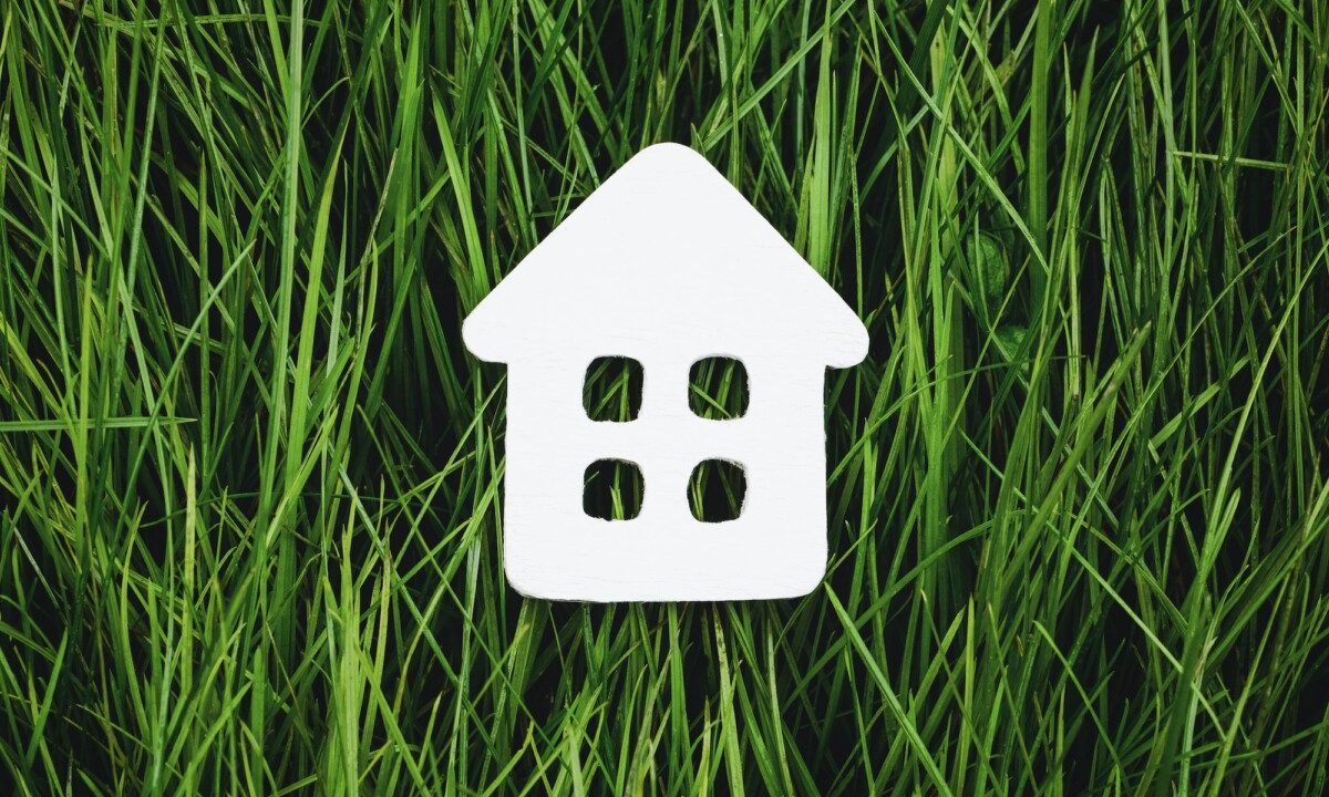Sustainable Real Estate: Trends in Green Building and Eco-Friendly Practices